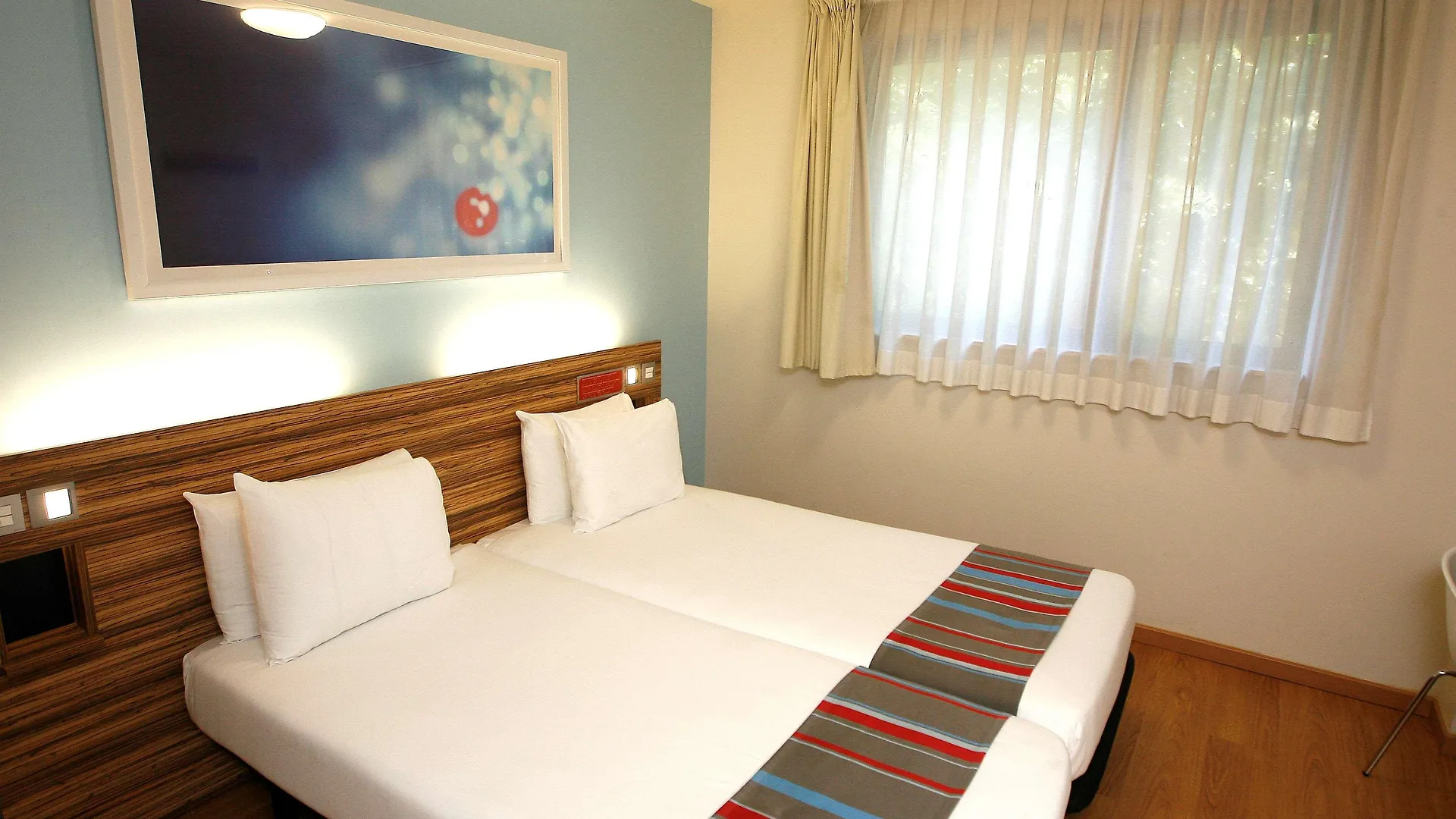 Travelodge Barcelona Poblenou Hotell